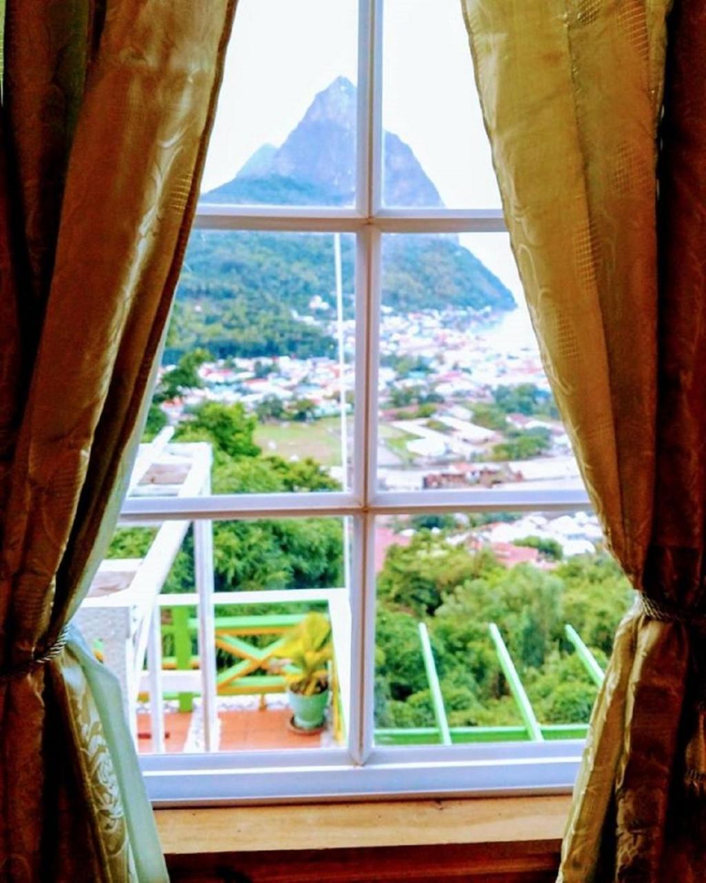 Villa Des Pitons Soufrière Exterior foto